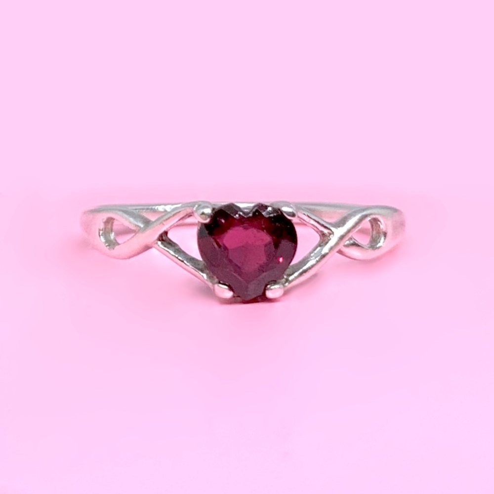 GARNET STERLING SILVER HEART RING SEMIPRECIOUS STONE